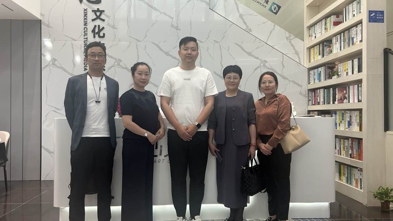 小团队如何借助直播代运营合作模式实现高效增长？**